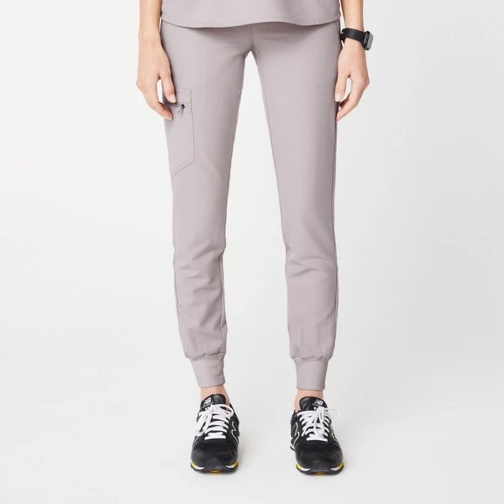 Figs Zamora joggers in Slate *limited edition* NWT